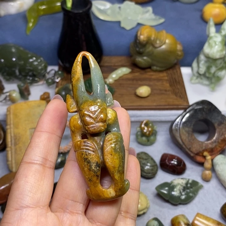 岫岩河磨玉（透闪石质玉）未镶嵌把件