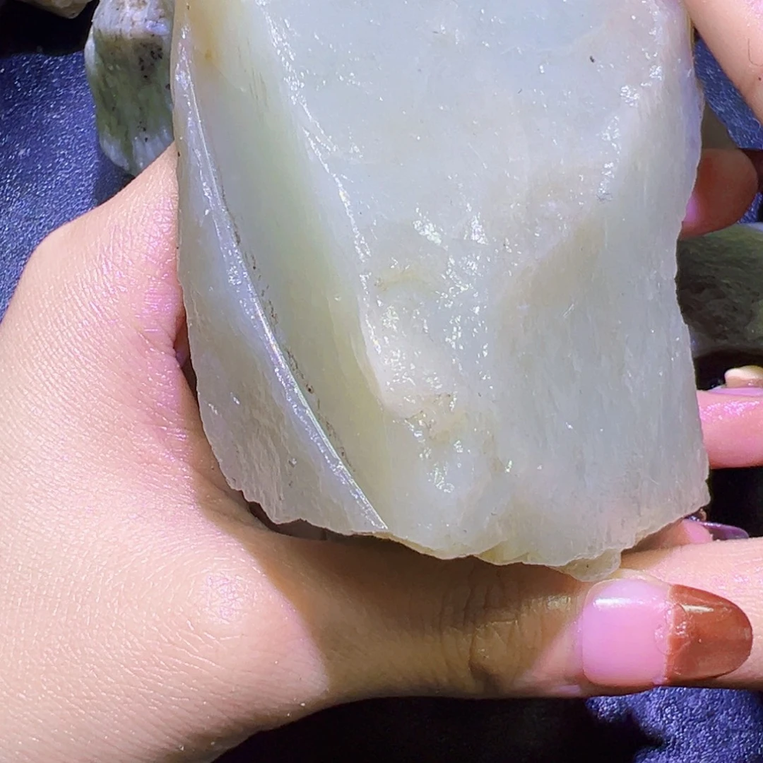 和田玉（糖玉）未镶嵌珠宝半成品