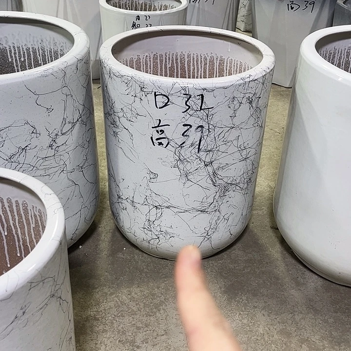 陶瓷大花盆大号一个