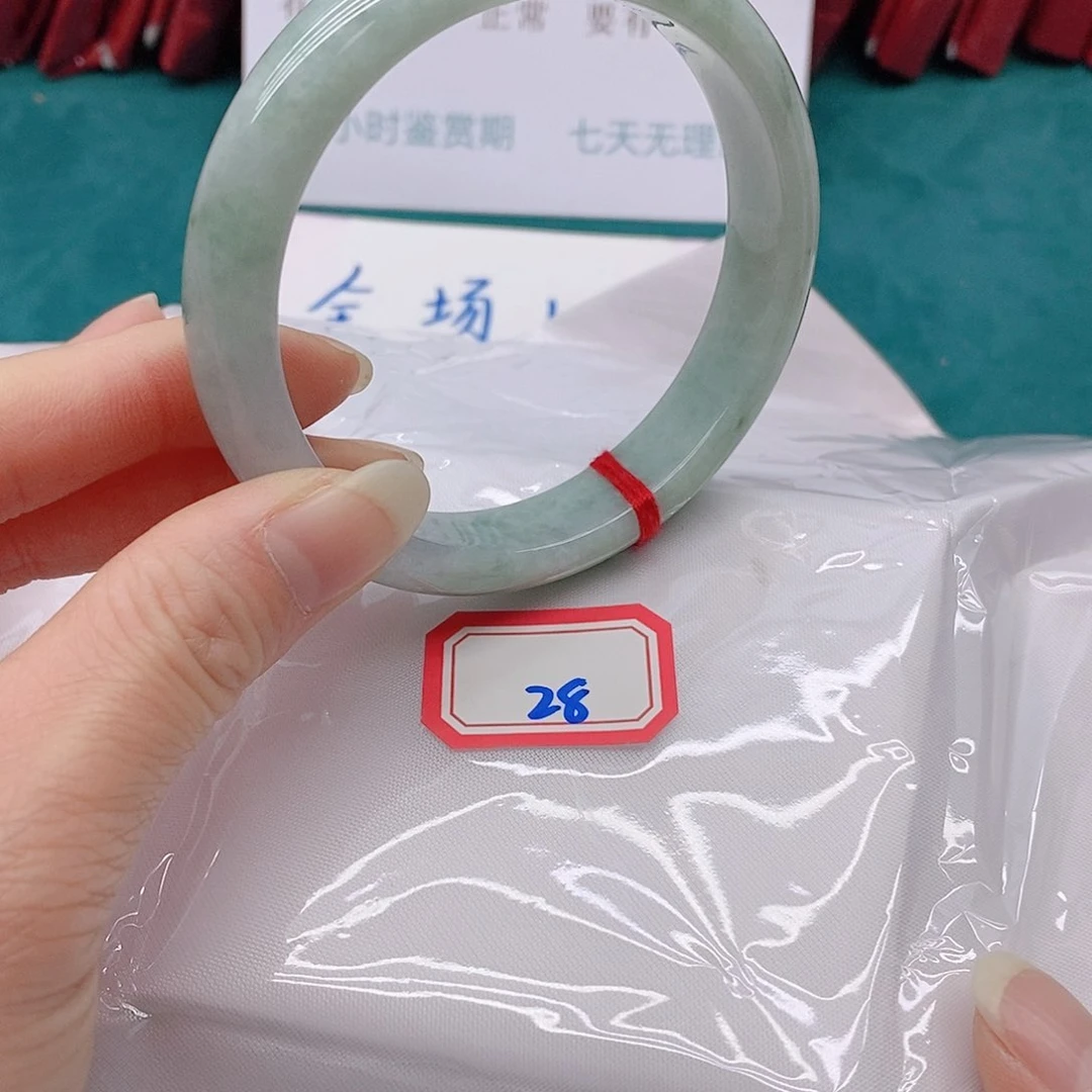 翡翠手镯未镶嵌W*Y288888888