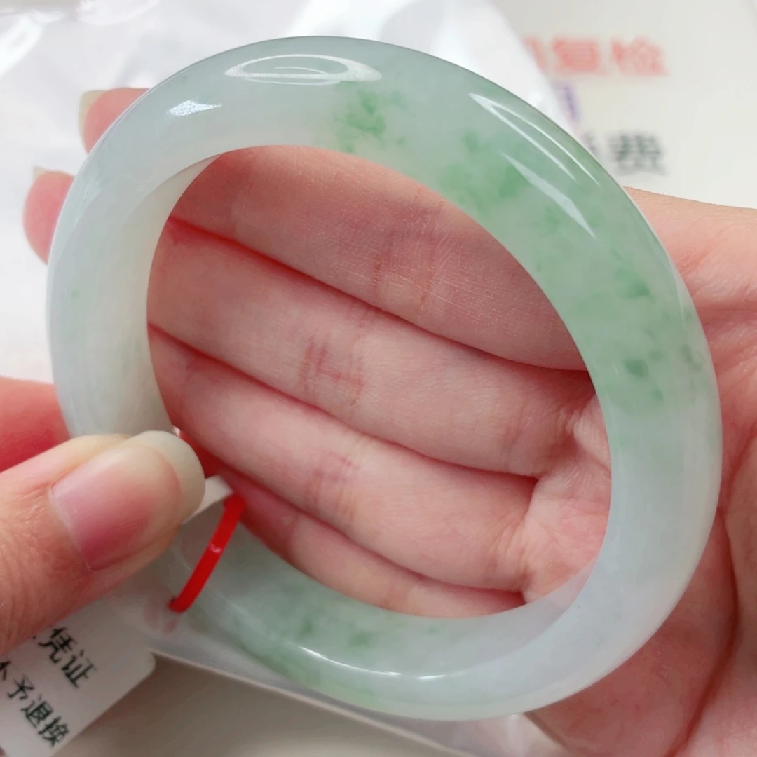 翡翠未镶嵌手镯60.6圈x516