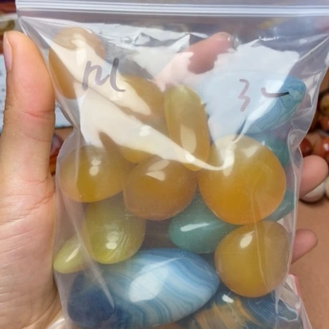 未镶嵌玛瑙/玉髓珠宝奇石n****l