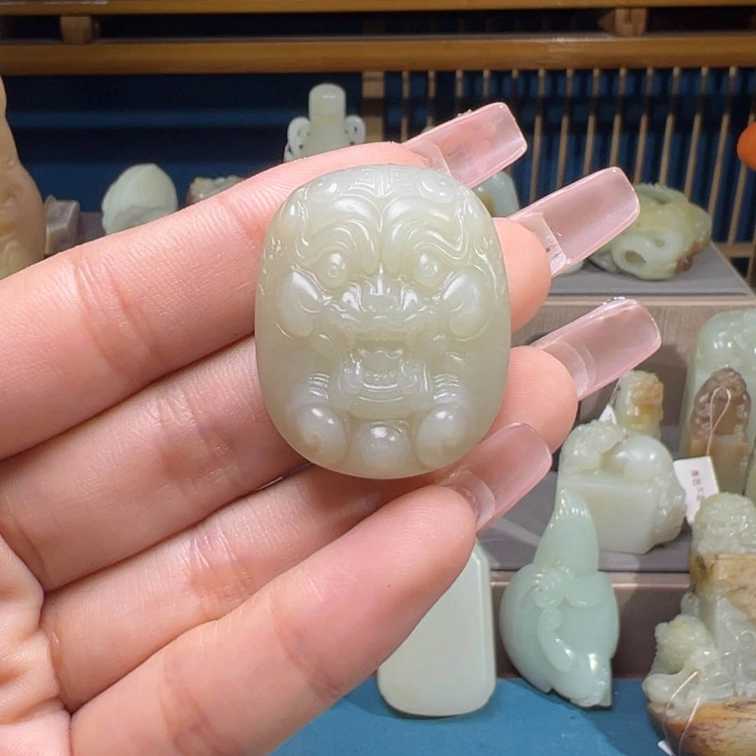 和田玉（糖玉）未镶嵌颈饰