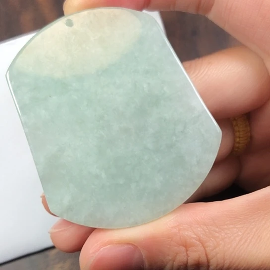 翡翠未镶嵌颈饰缅甸A货，每天下午1点半开播