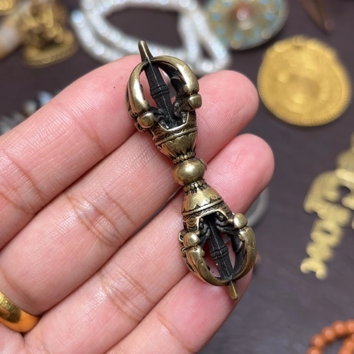 当***周颈饰玻璃藏传喜马拉雅