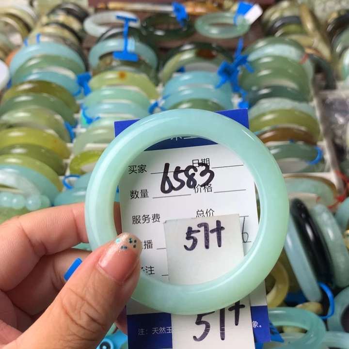 蛇纹石玉未镶嵌手镯6583