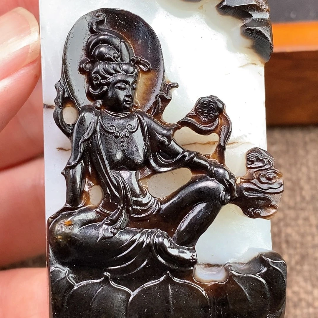 和田玉挂件未镶嵌