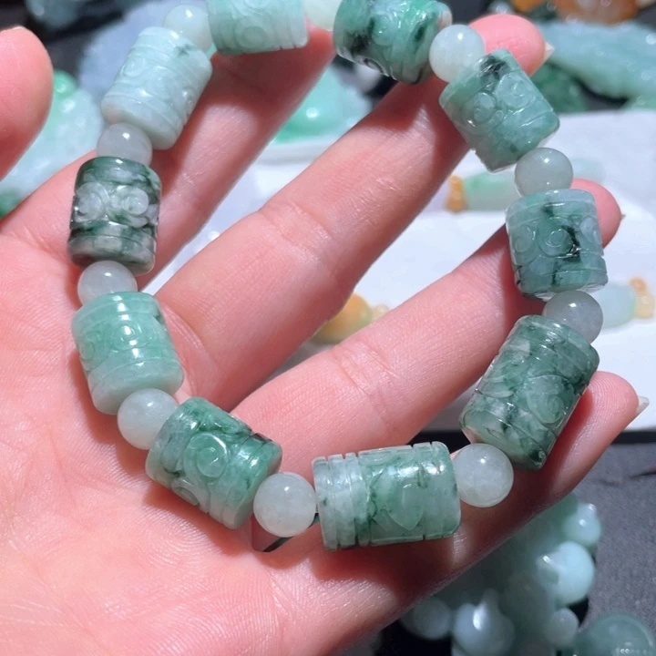 【闪购商品】翡翠颈饰未镶嵌天然翡翠