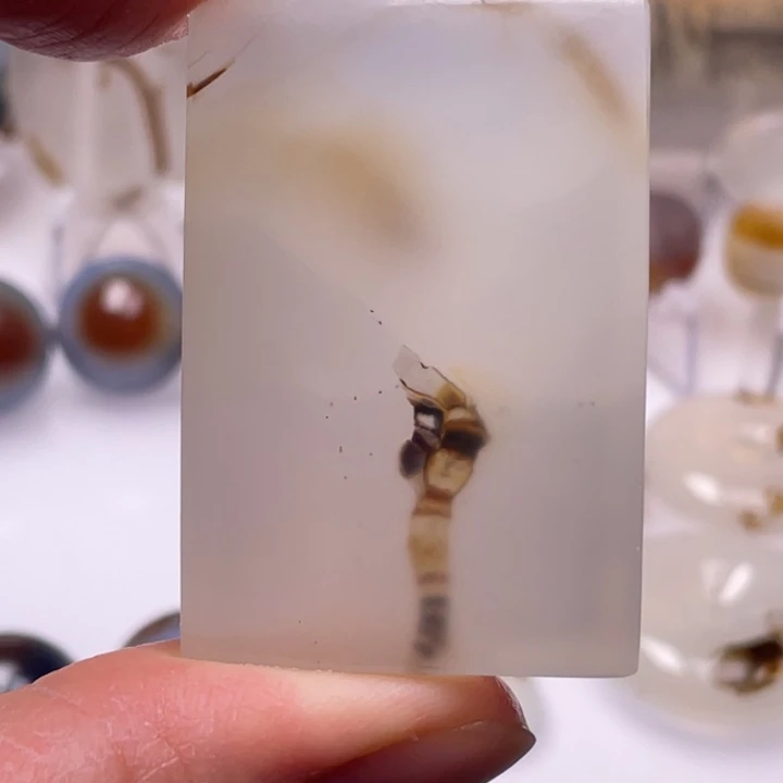 玛瑙/玉髓未镶嵌吊坠(不含链)