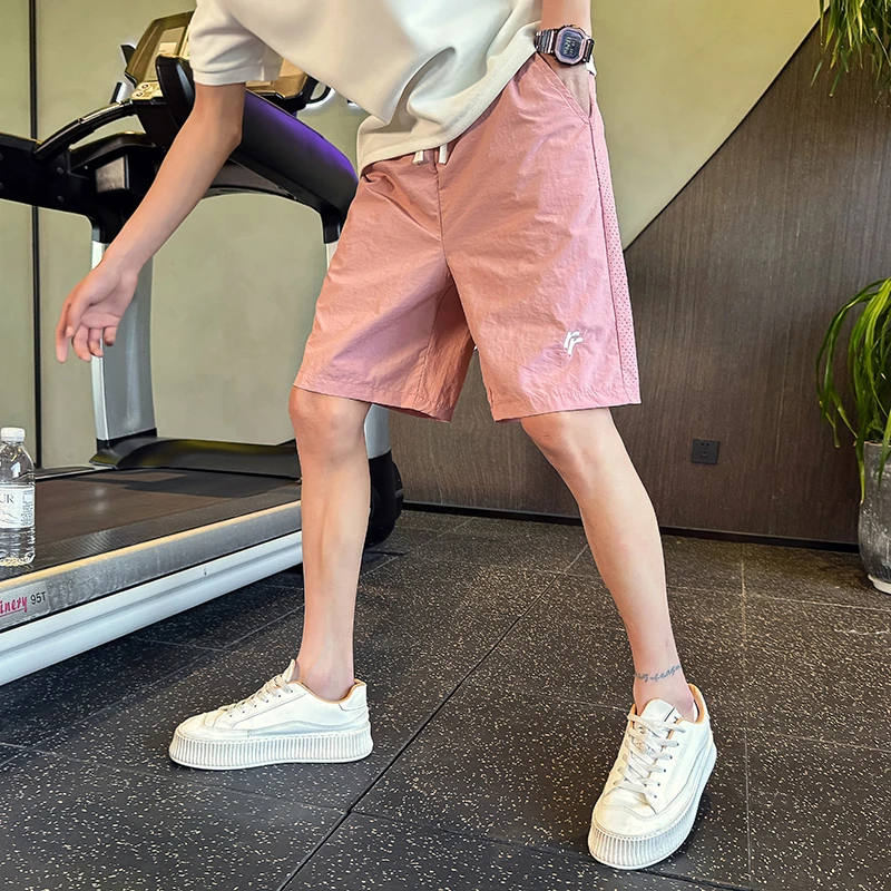 粉色冰丝速干短裤男士夏季薄款宽松五分运动休闲沙滩中马裤子外穿