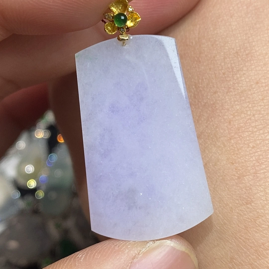 翡翠颈饰18K金镶嵌无事牌