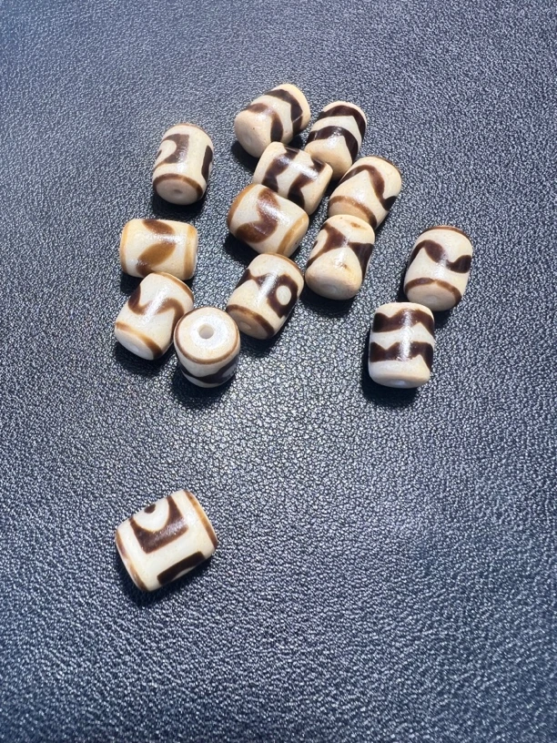 玛瑙台珠，小尺寸桶珠尺寸10.5×13.8