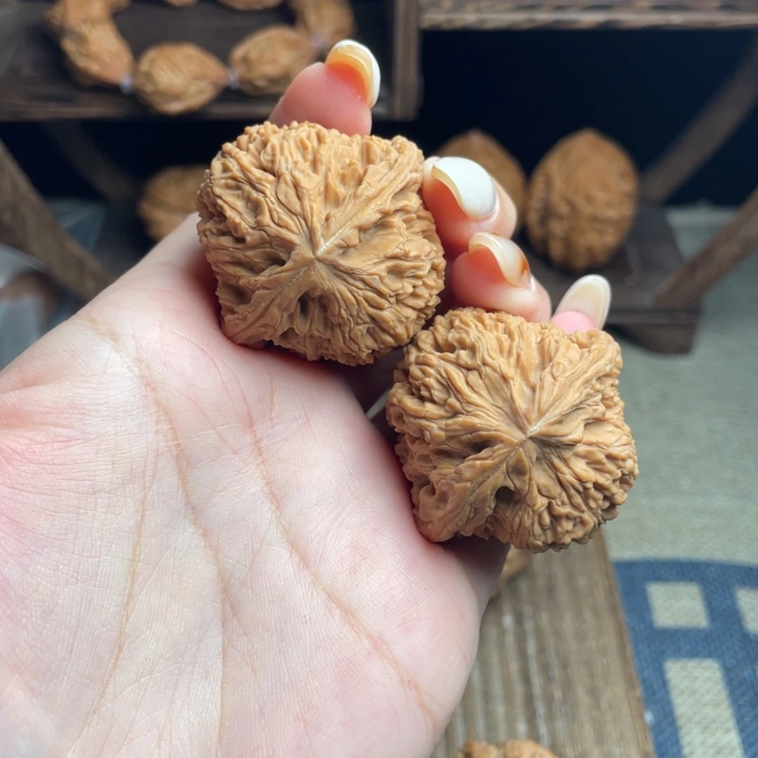 种***花吊坠文玩核桃40南疆石