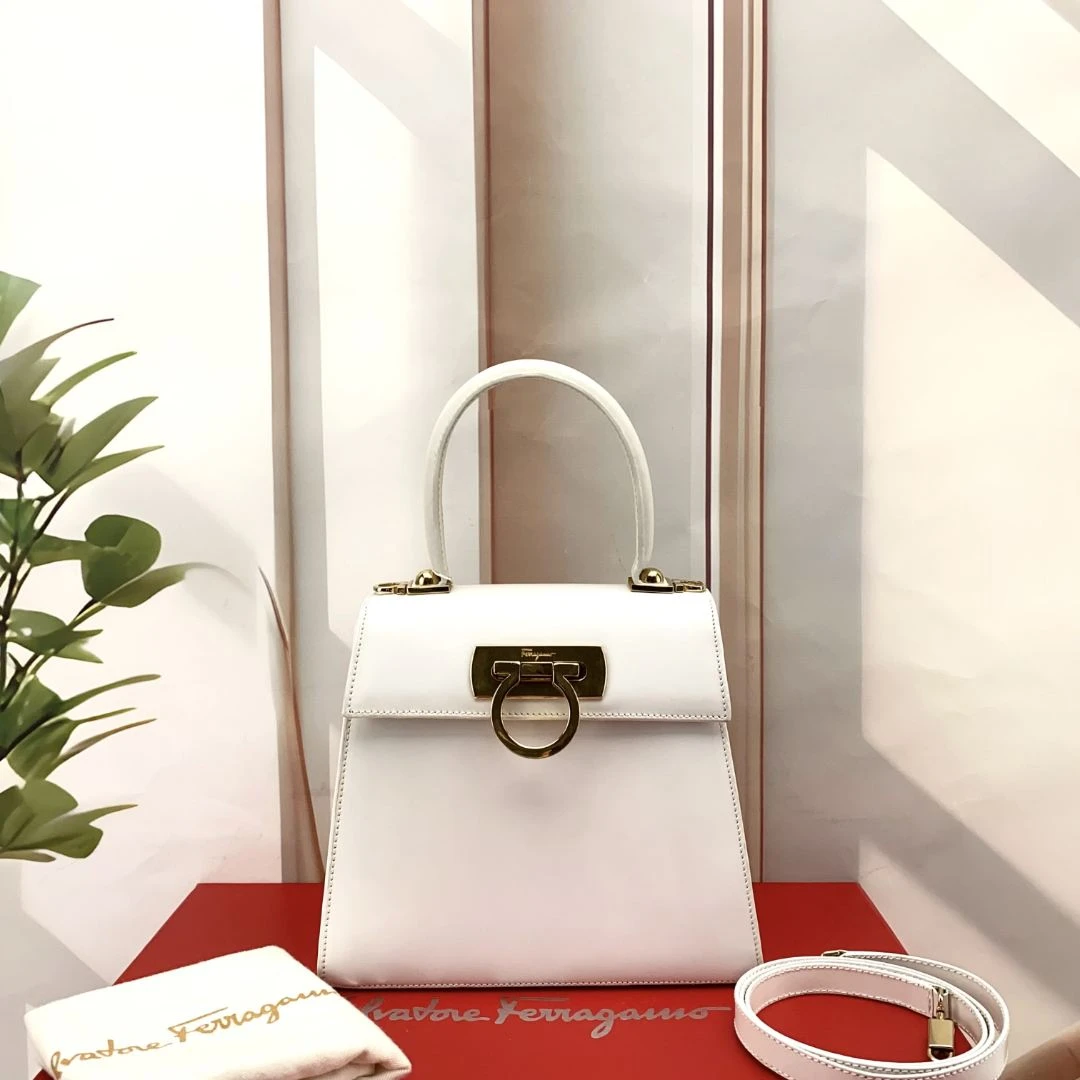 95新 FERRAGAMO/菲拉格慕 卉宁/单肩包/C53/54858