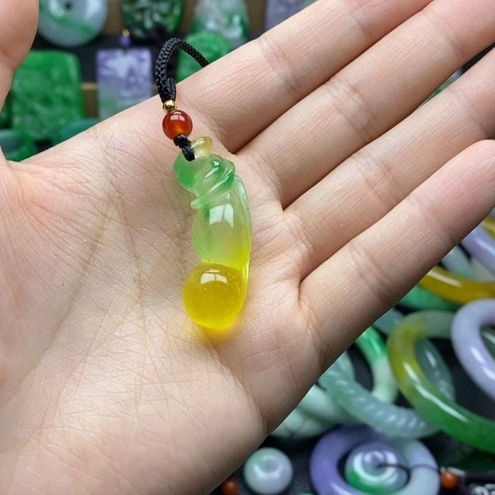 逍***派翡翠挂件未镶嵌翡翠