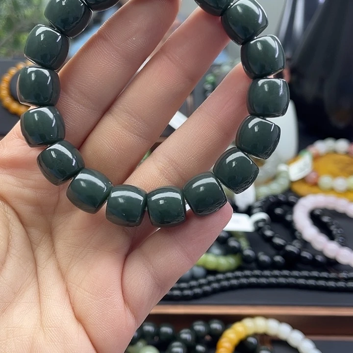 和田玉未镶嵌手串