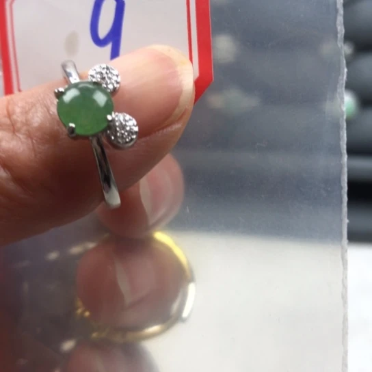 翡翠未镶嵌戒指缅甸