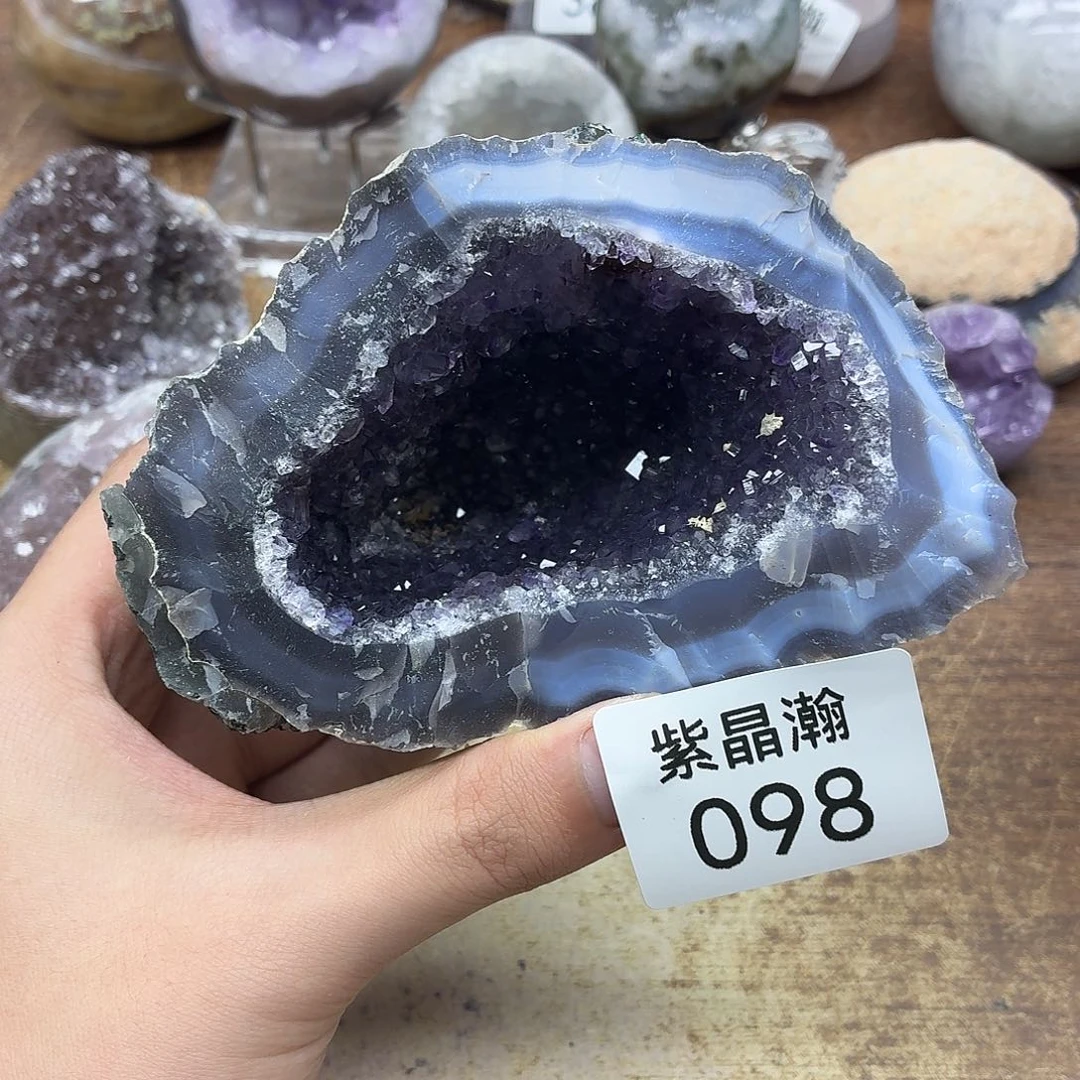 大型摆件（非配饰）未镶嵌水晶