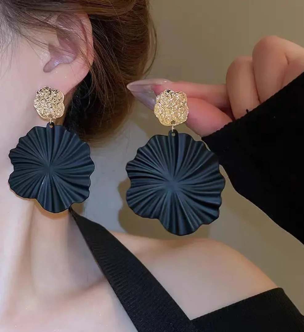 锌合金耳饰 轻奢夸张黑色花朵耳环几何个性时尚耳钉复古气质耳饰