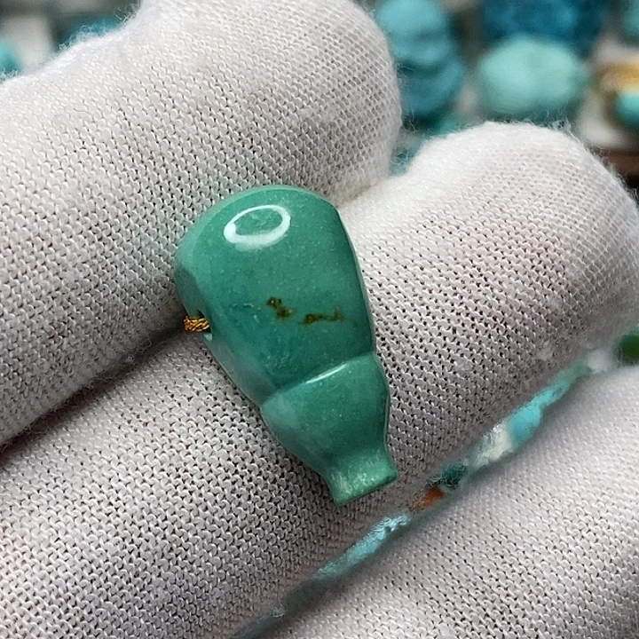 未镶嵌绿松石珠宝奇石