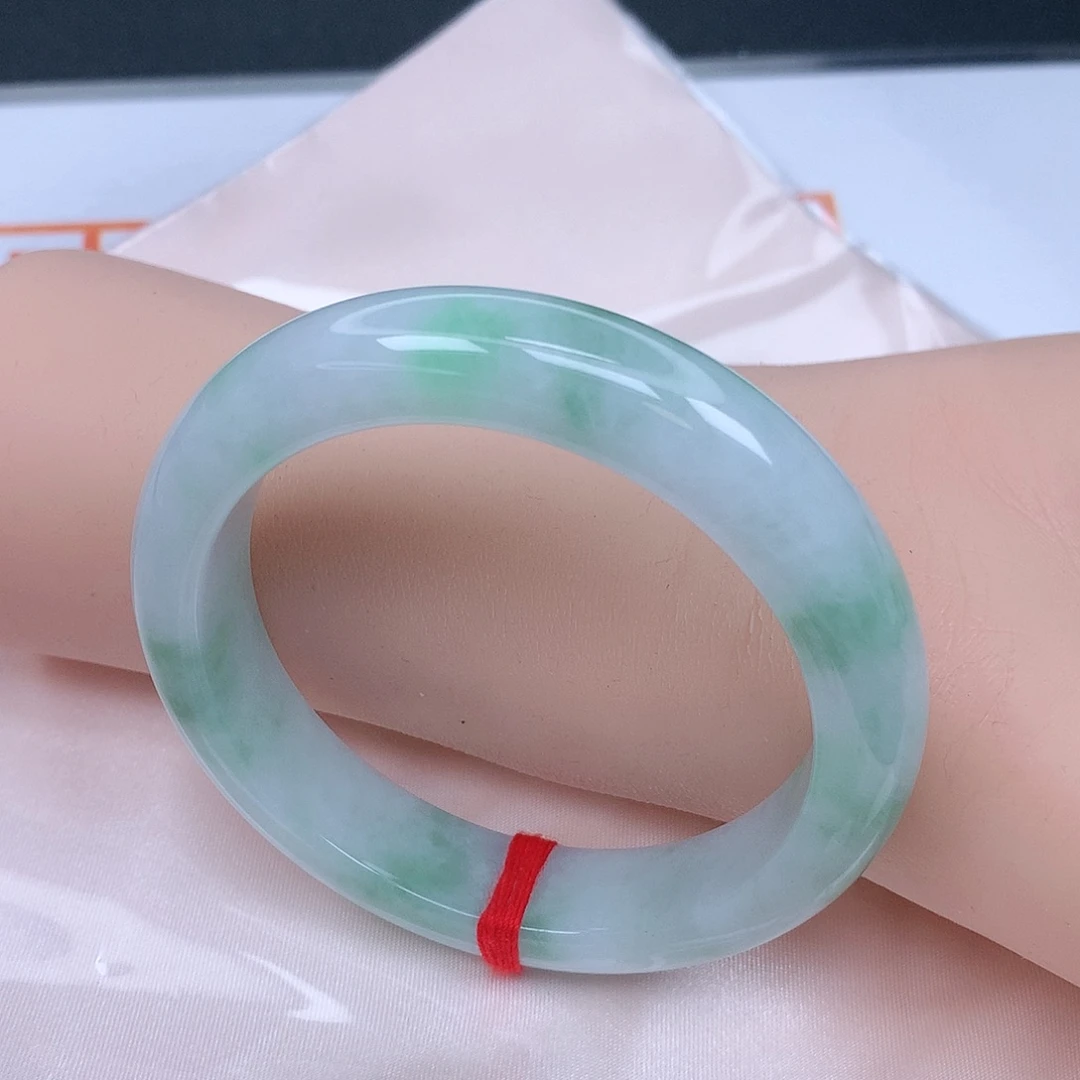 【闪购商品】未镶嵌手镯翡翠，56