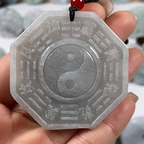 翡翠颈饰未镶嵌八卦福利