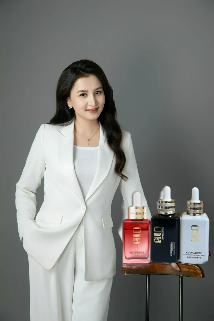 黑精华＋胶原蛋白+红精华