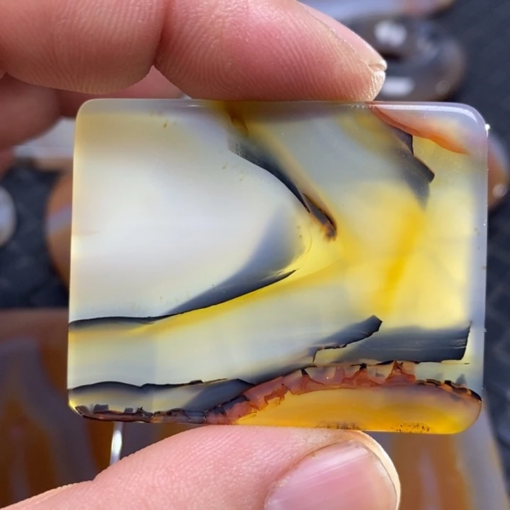 玛瑙/玉髓未镶嵌颈饰