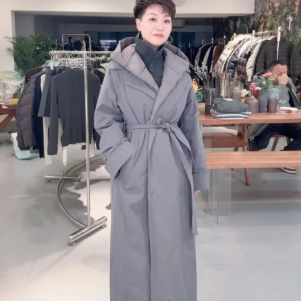 冬季加厚保暖长款连帽白鹅绒时尚经典女外套