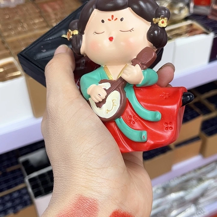 瓷片杨树林大白饼子陶瓷娃娃