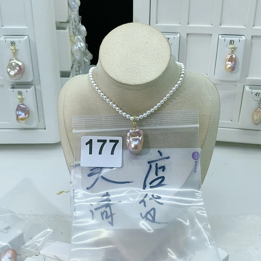 淡水珍珠颈饰合金