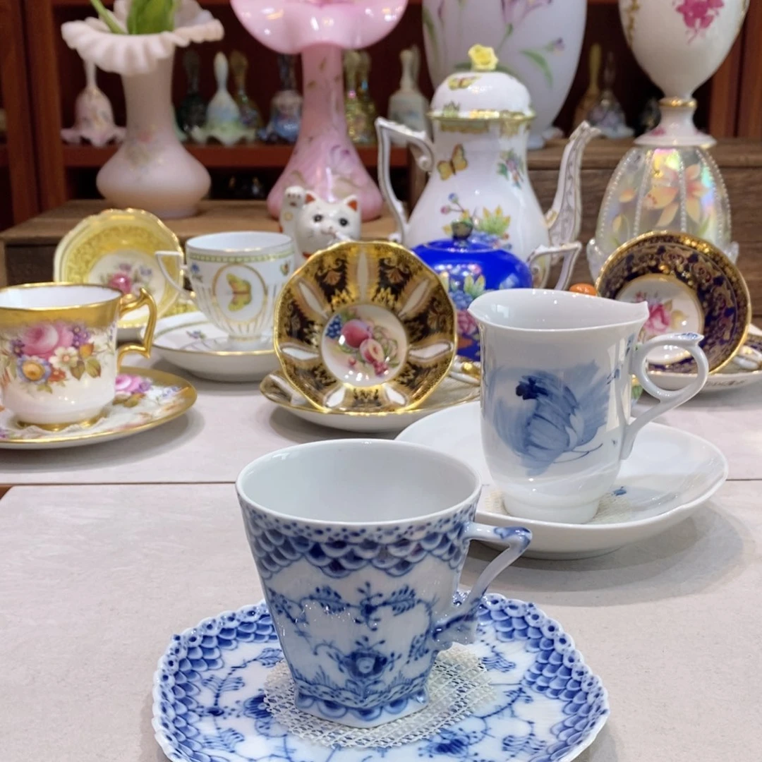 瓷片美呀呀呀飞皮