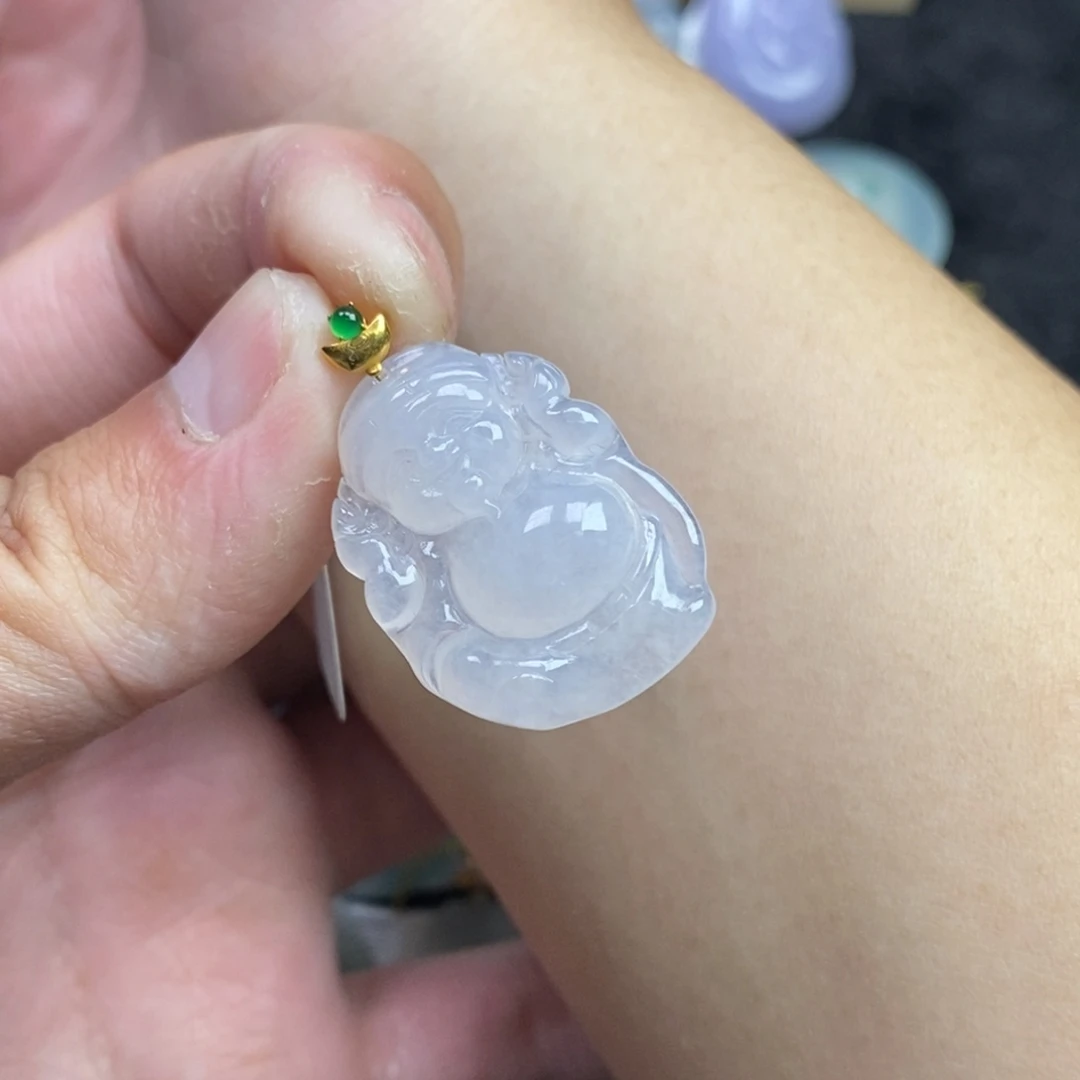 翡翠18K金镶嵌颈饰财神