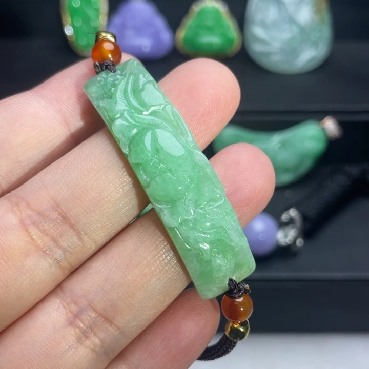 翡翠未镶嵌手绳手绳