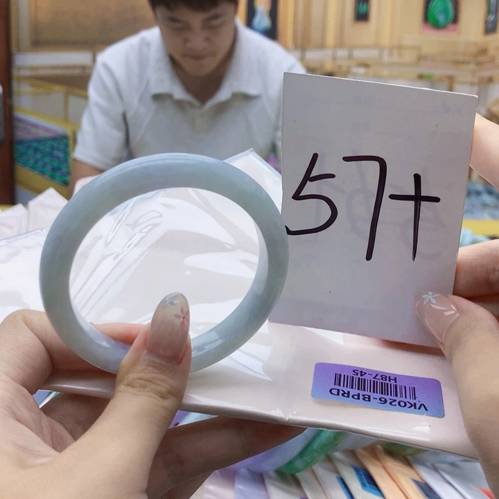 未镶嵌手镯翡翠009……