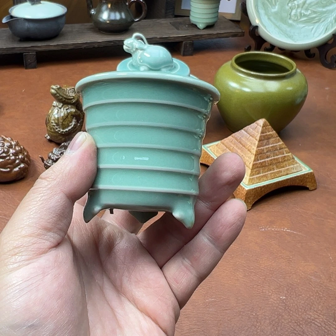 青瓷茶器青瓷茶器微瑕