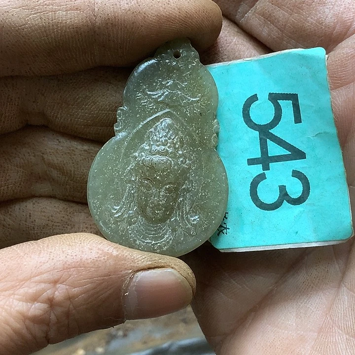 未镶嵌和田玉挂件