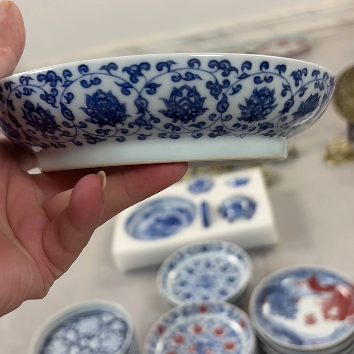 瓷片青花缠枝莲大胡乘景德镇