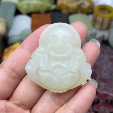 蛇纹石玉未镶嵌颈饰44