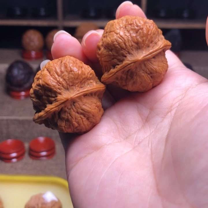 *****把件橄榄核6荷叶金蟾