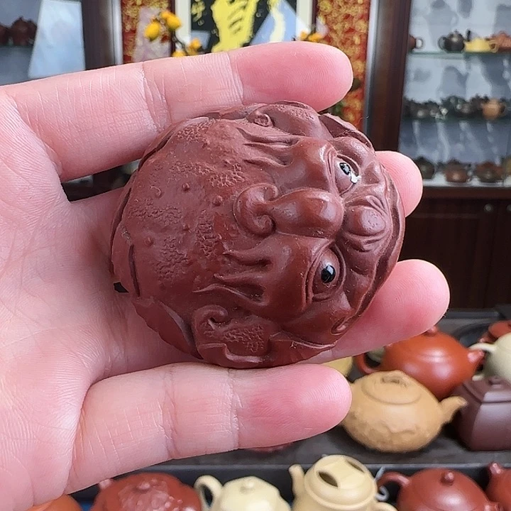 紫砂茶壶荷叶金蟾