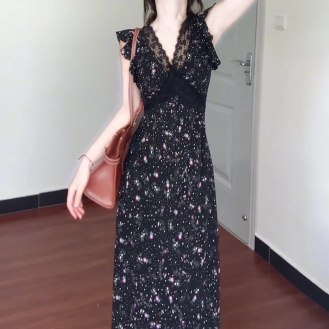 黑色碎花V领连衣裙子女款爆款2025新款高级感后妈裙洋气掐腰长裙