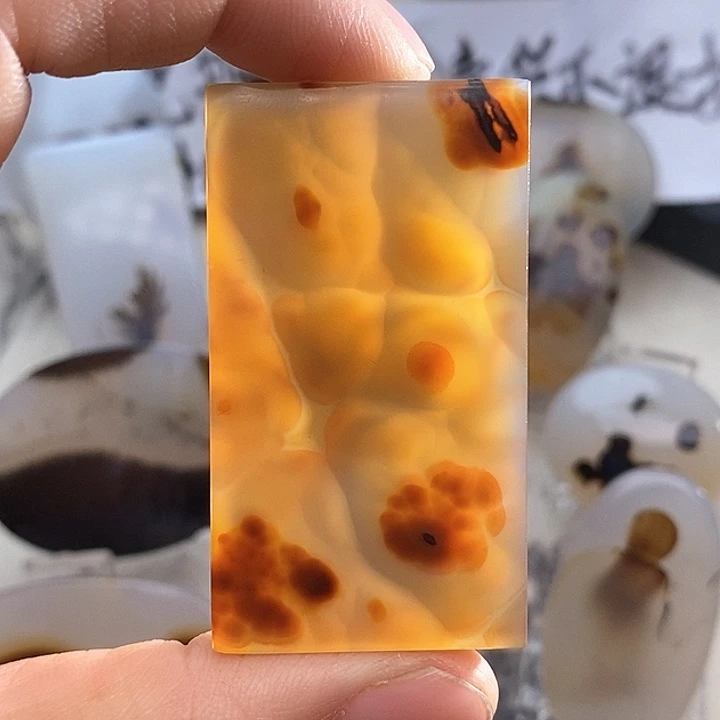 玛瑙/玉髓颈饰未镶嵌