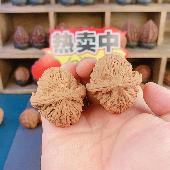 吊坠文玩核桃74南疆石