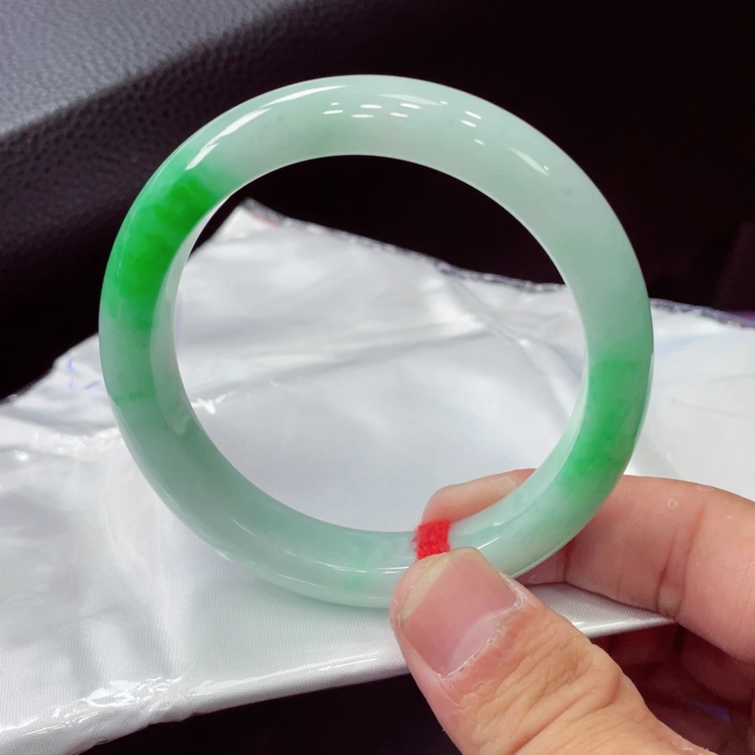 未镶嵌手镯翡翠翡翠