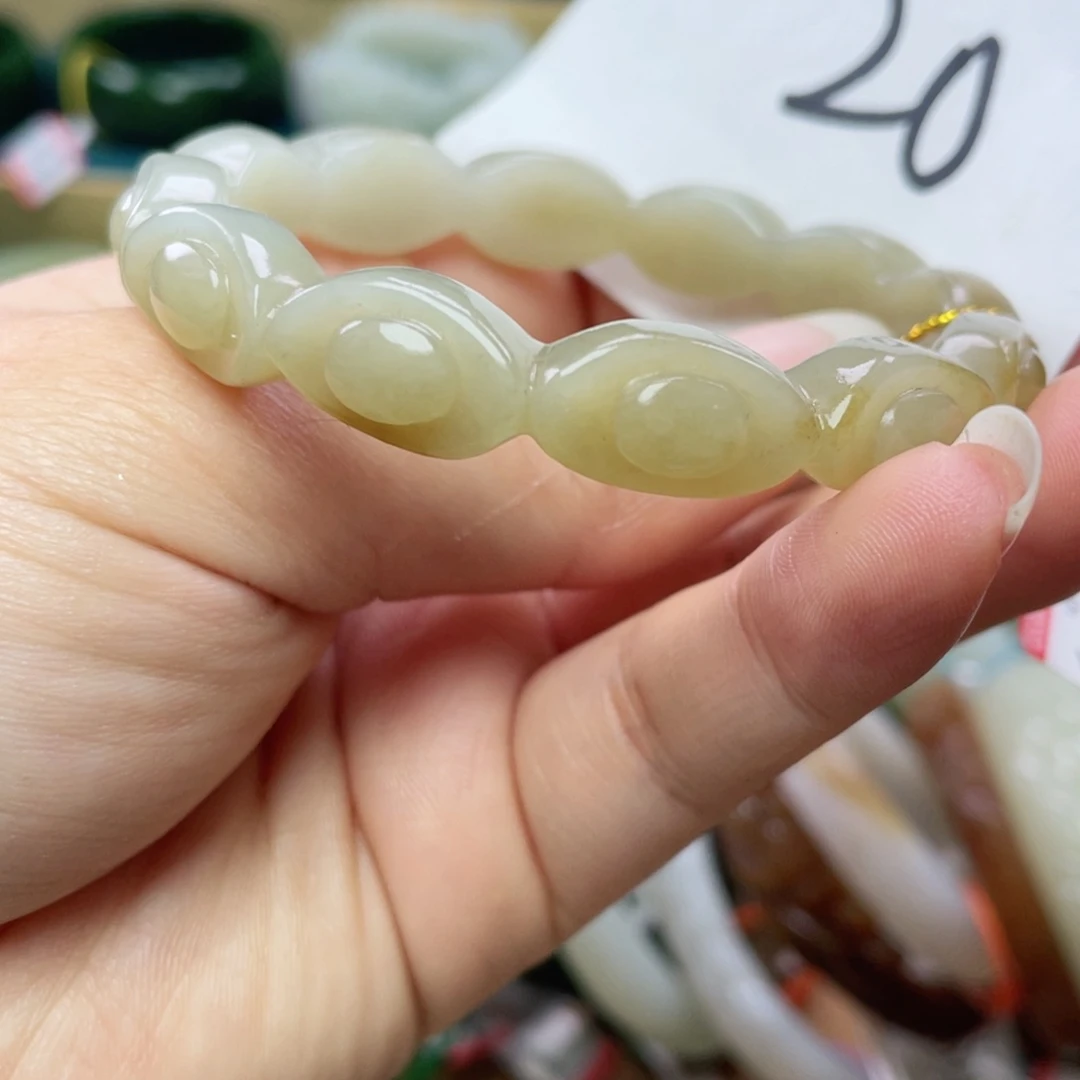 未镶嵌手镯和田玉圈口56