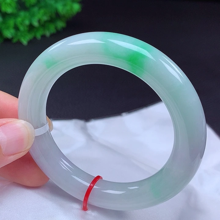 翡翠未镶嵌手镯681001