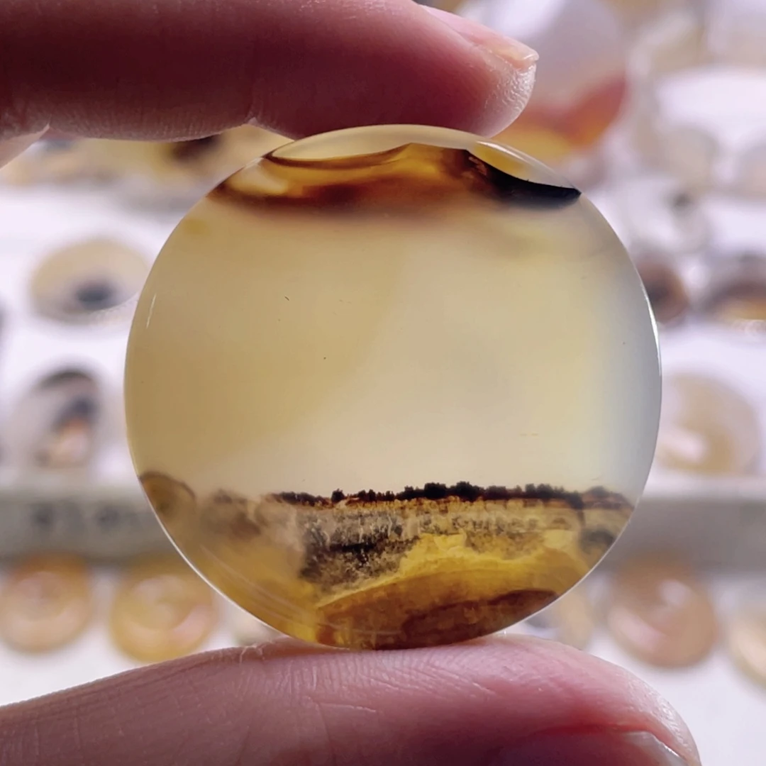 玛瑙/玉髓未镶嵌珠宝奇石