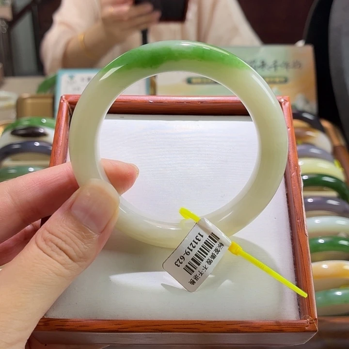 未镶嵌手镯和田玉39 56