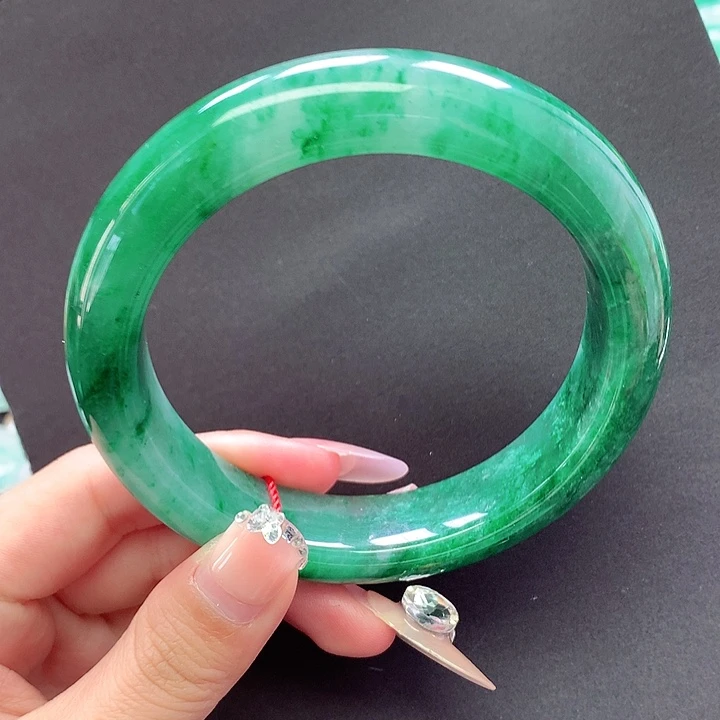 未镶嵌手镯石英质玉美*美